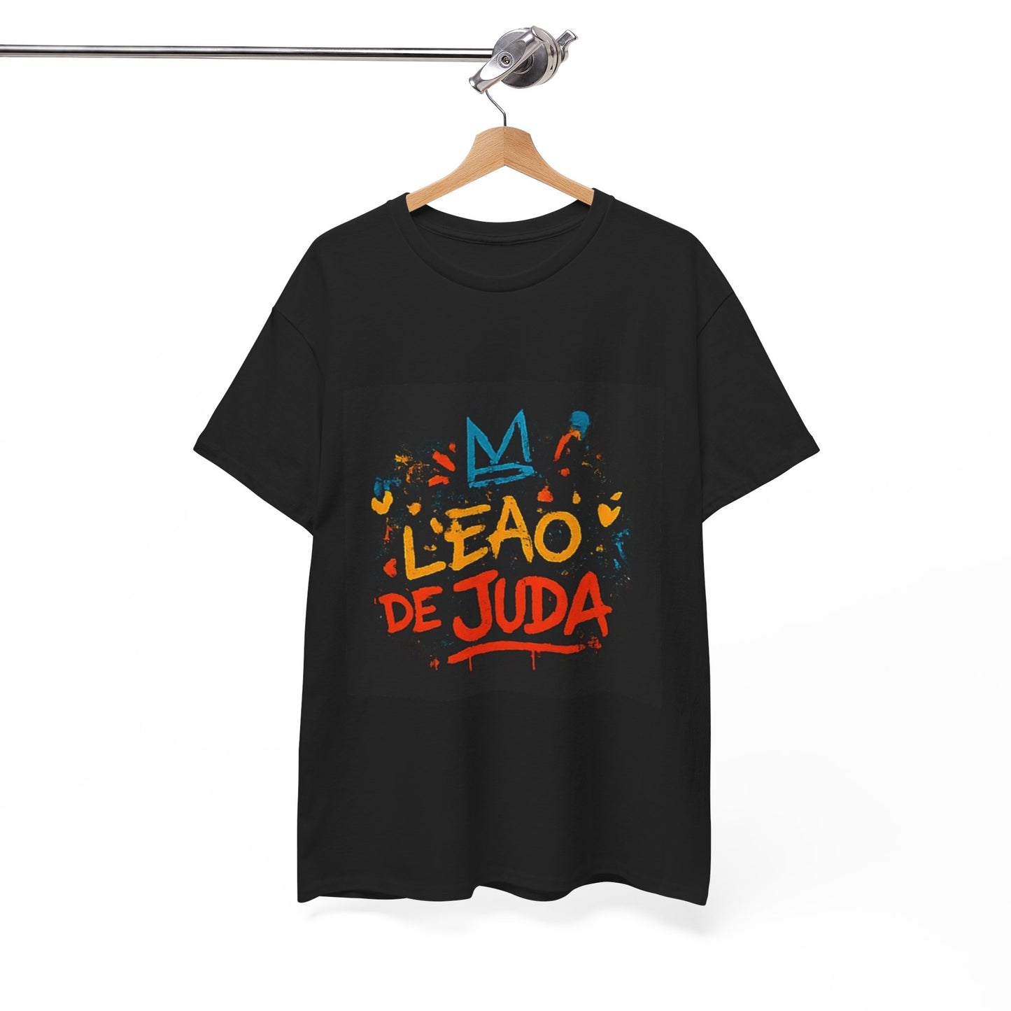 Camiseta Graffiti Crown — Arte Urbana Vibrante em Algodão Premium