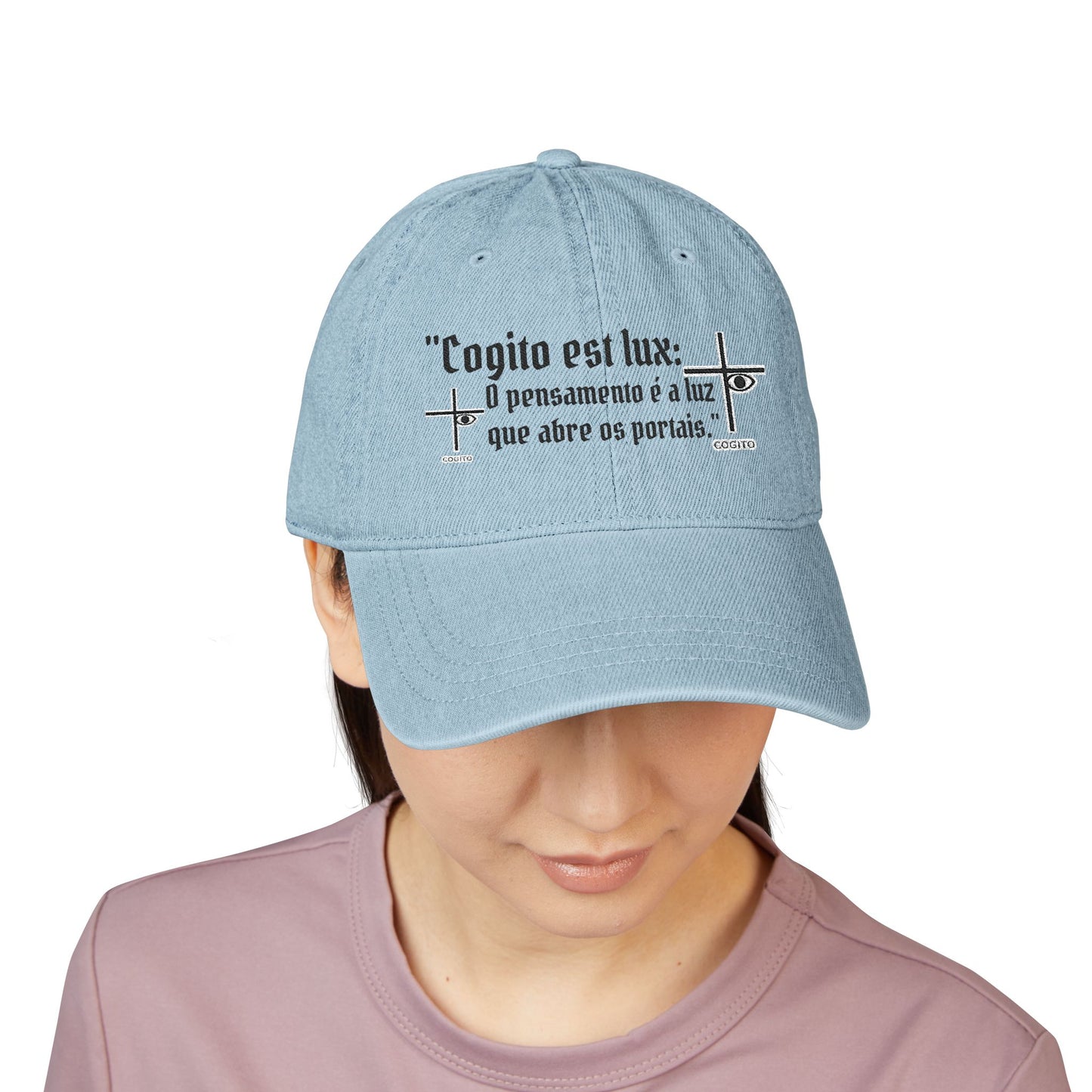 Boné Denim Frase Latina — Fé & Memória | OTTO Cap 18-204