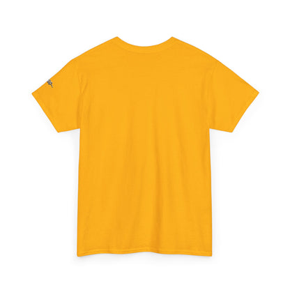 Camiseta — "A Dor Não é Inimiga, Nem o Prazer é Refúgio" Inspirational Portuguese Graphic Tee