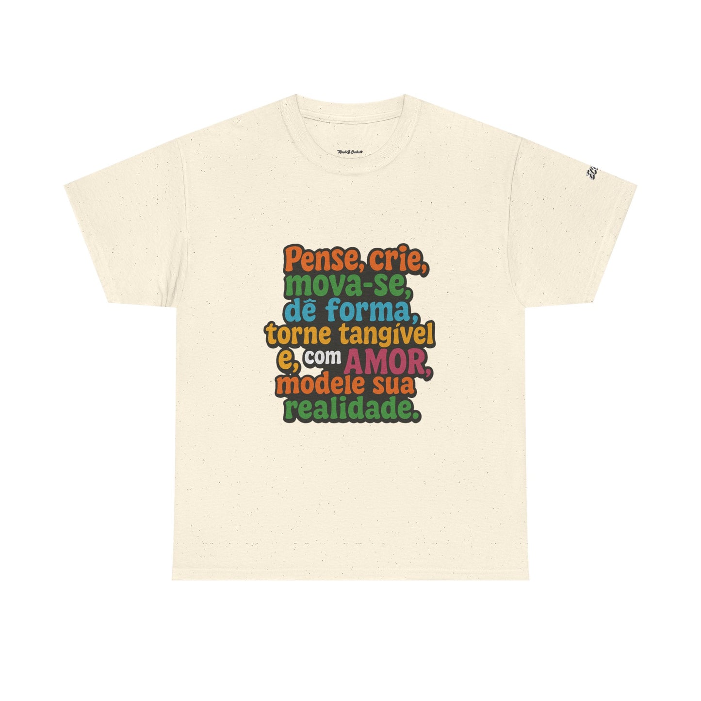 Camiseta inspiradora com citações portuguesas — "Pense, crie, mova-se..."