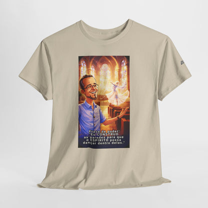 Camiseta Azimur com Frase de poder "Eu construo as paredes para que o Espírito possa dançar dentro delas."
 – Algodão Premium