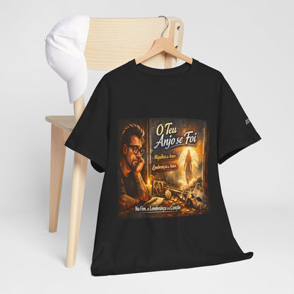 Camiseta Retrato Cinemático Streetwear – Arte Expressiva e Atmosfera Noturna
