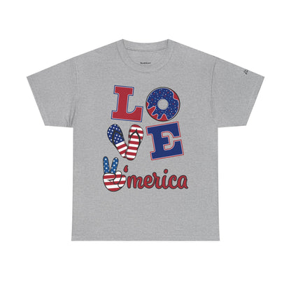Camiseta Unissex Love America | Algodão Premium Gildan® 5000