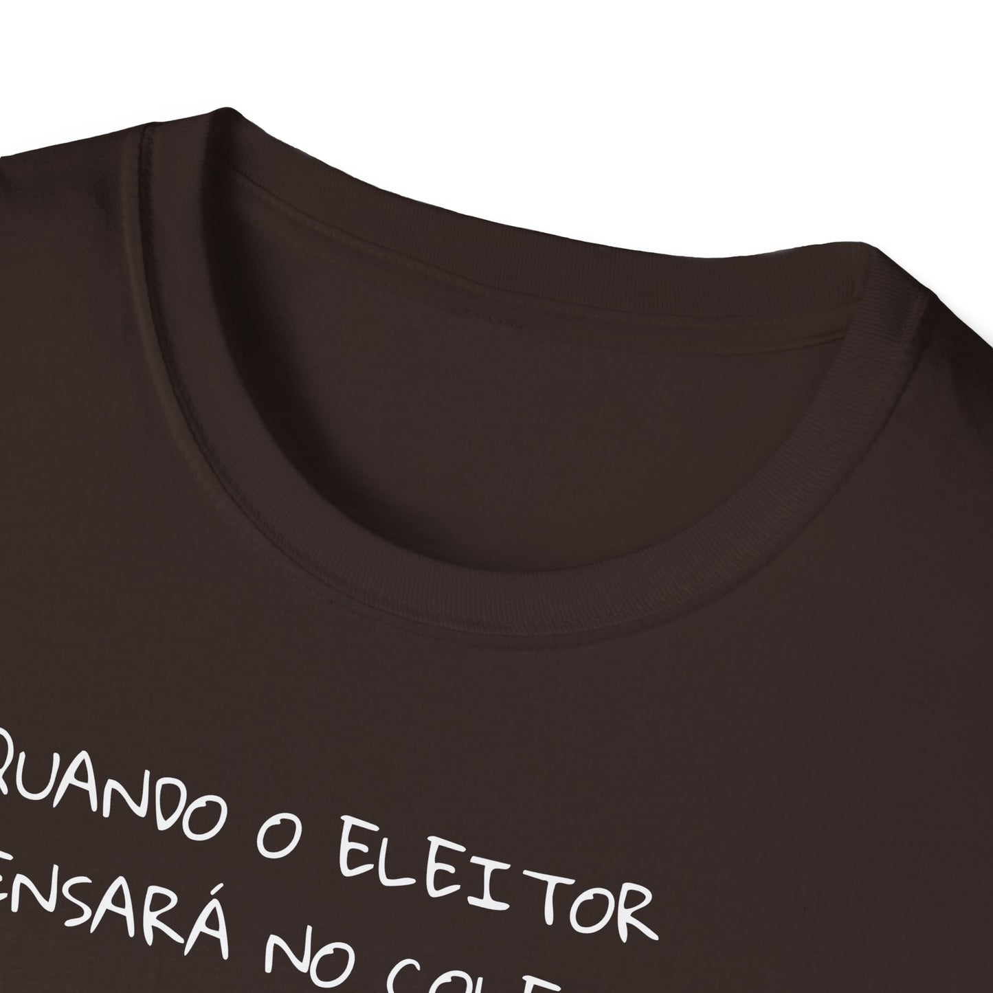 Camiseta Consciência Coletiva – Frase Reflexiva em Algodão Softstyle