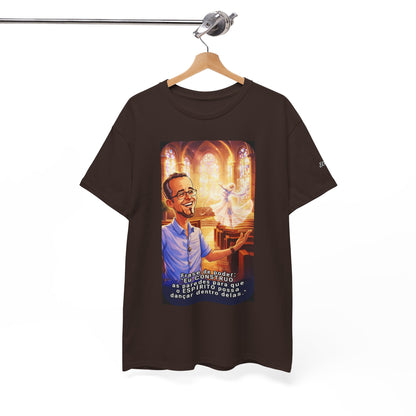 Camiseta Azimur com Frase de poder "Eu construo as paredes para que o Espírito possa dançar dentro delas."
 – Algodão Premium