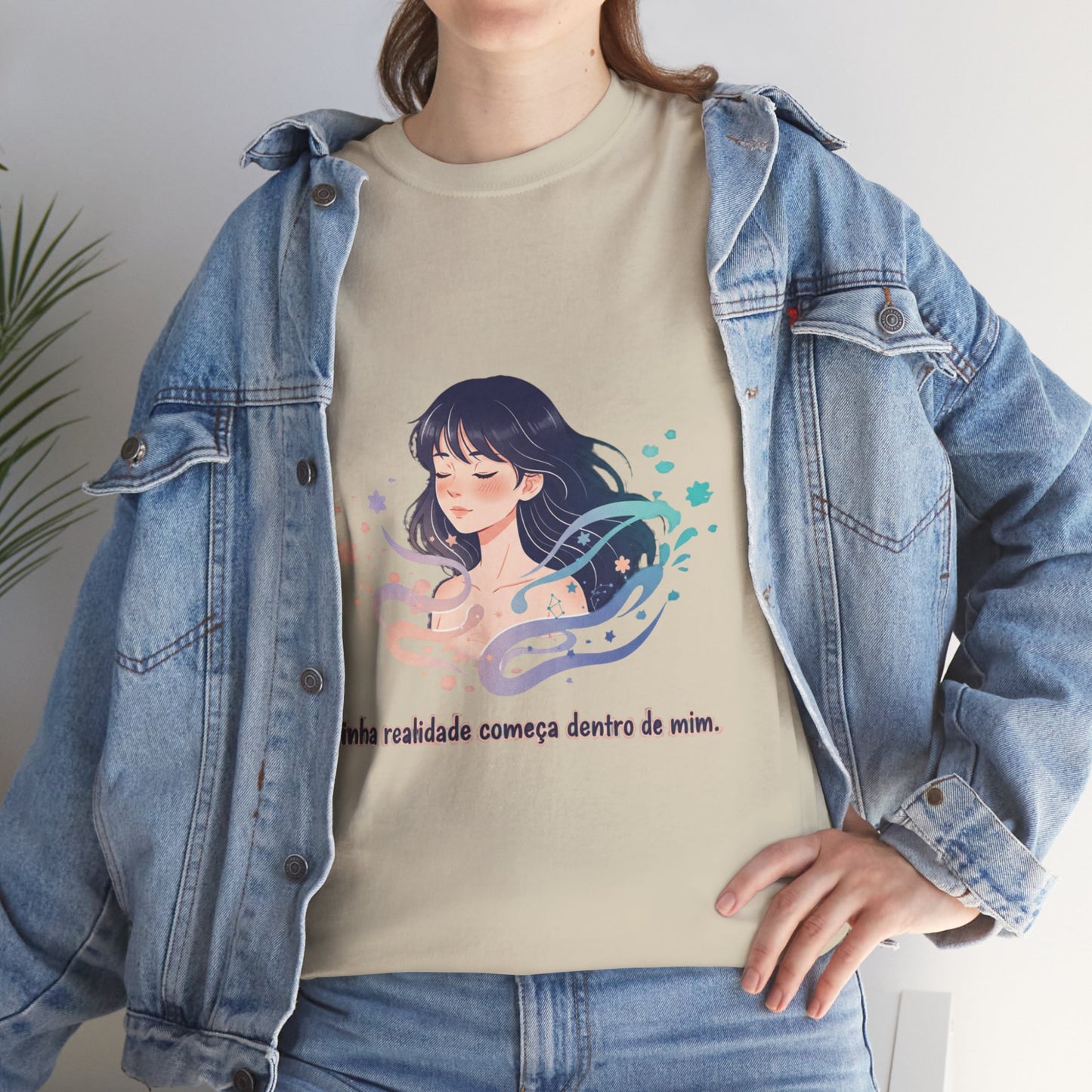 Camiseta Unissex “Minha Realidade Começa em Mim” — Algodão Premium | Afirmação de Abundância e Liberdade Interior