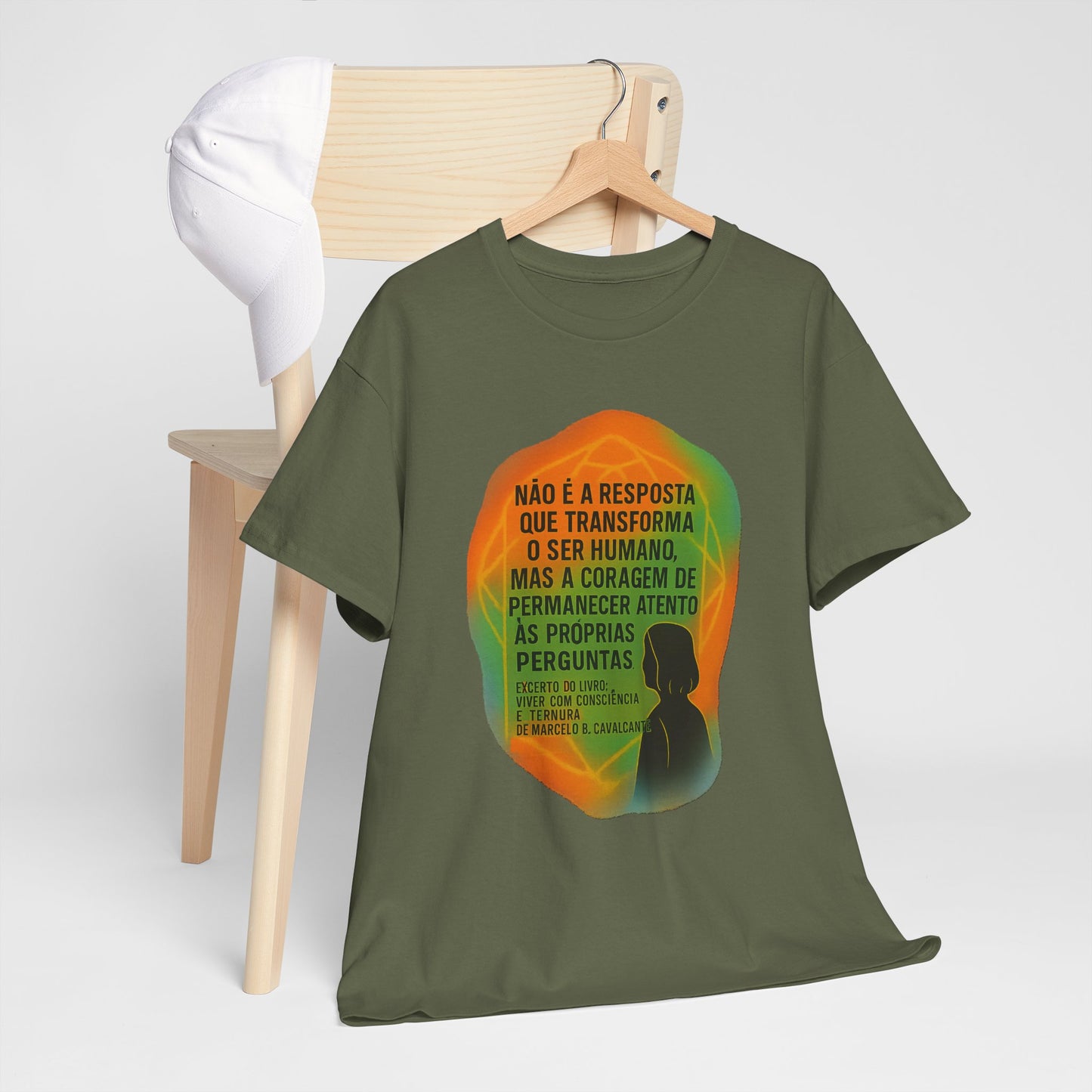 Inspirational Portuguese Quote T-Shirt — 'Coragem de Permanecer Atento'