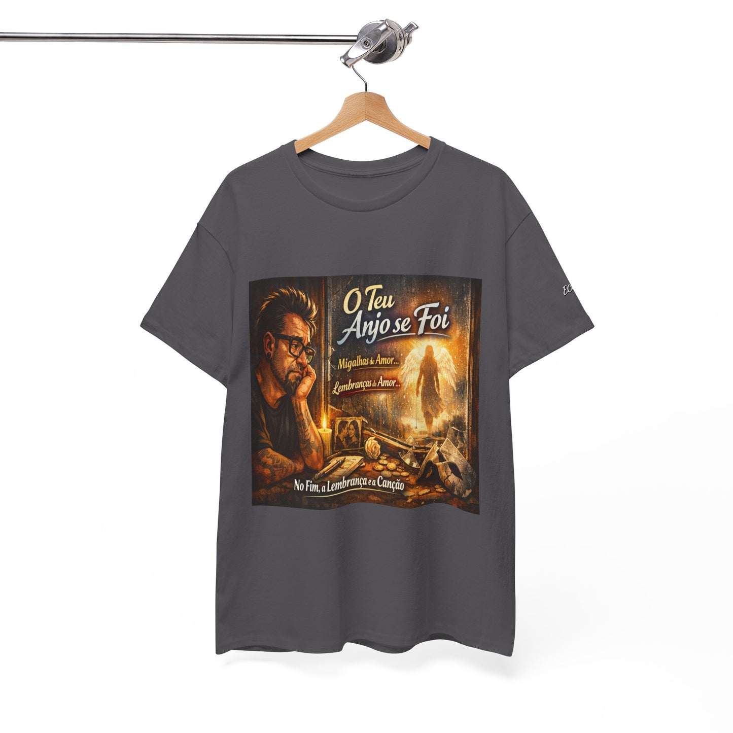 Camiseta Retrato Cinemático Streetwear – Arte Expressiva e Atmosfera Noturna