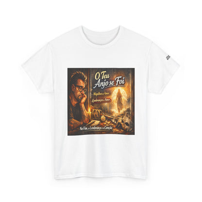 Camiseta Retrato Cinemático Streetwear – Arte Expressiva e Atmosfera Noturna