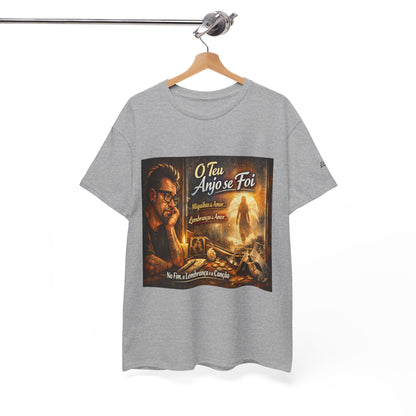 Camiseta Retrato Cinemático Streetwear – Arte Expressiva e Atmosfera Noturna