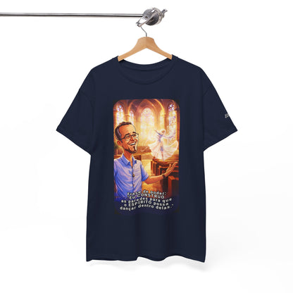 Camiseta Azimur com Frase de poder "Eu construo as paredes para que o Espírito possa dançar dentro delas."
 – Algodão Premium