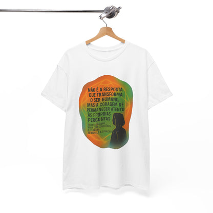 Inspirational Portuguese Quote T-Shirt — 'Coragem de Permanecer Atento'