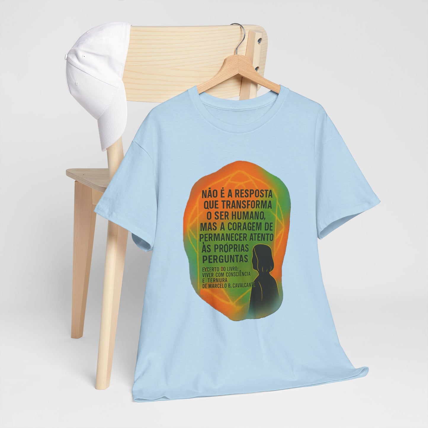 Inspirational Portuguese Quote T-Shirt — 'Coragem de Permanecer Atento'