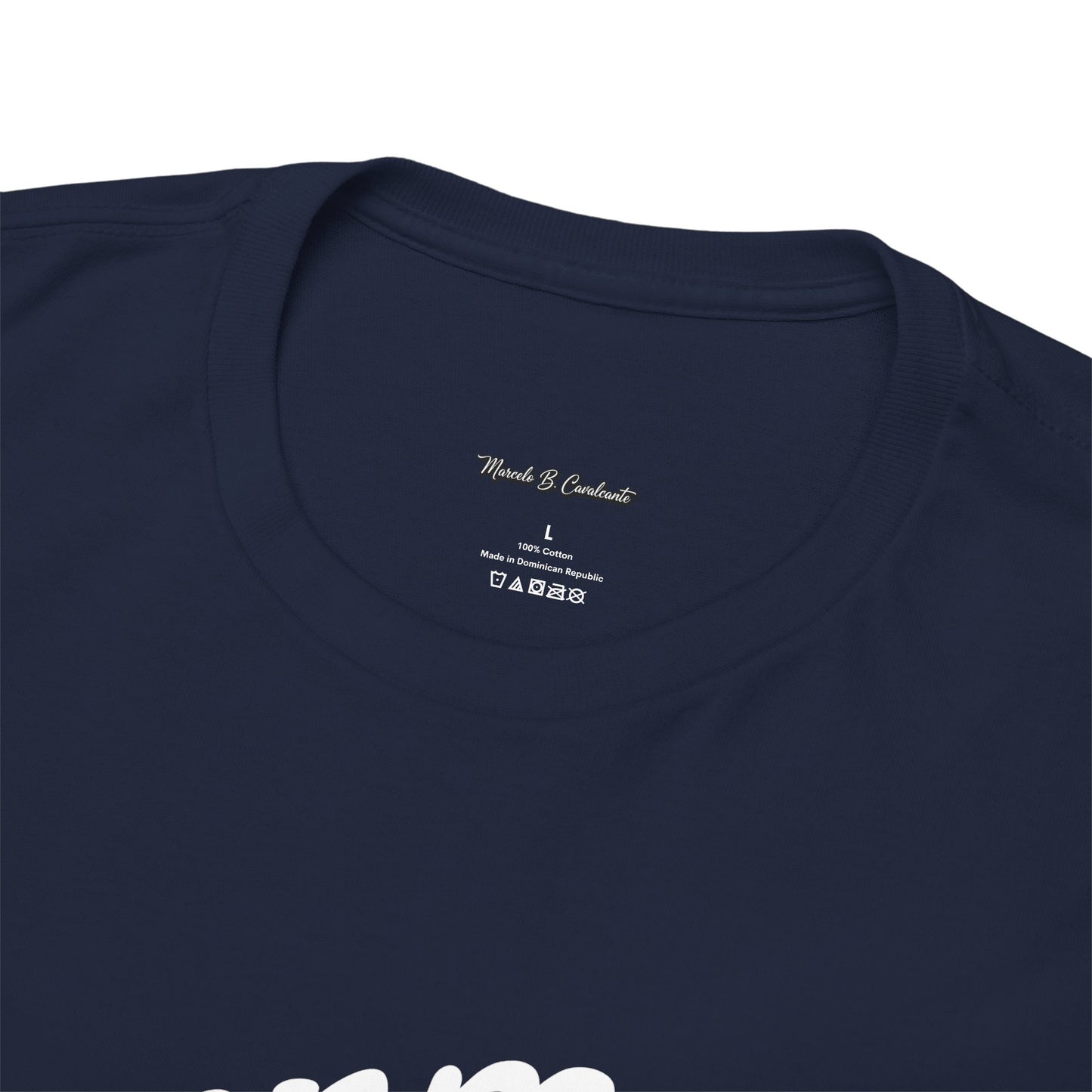 Camiseta — "O verme, depois do casulo, aprende a voar." Citação inspiradora em português