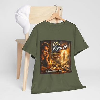 Camiseta Retrato Cinemático Streetwear – Arte Expressiva e Atmosfera Noturna