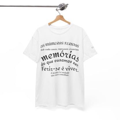 Camiseta “As Inúmeras Feridas” – Algodão Premium Unissex