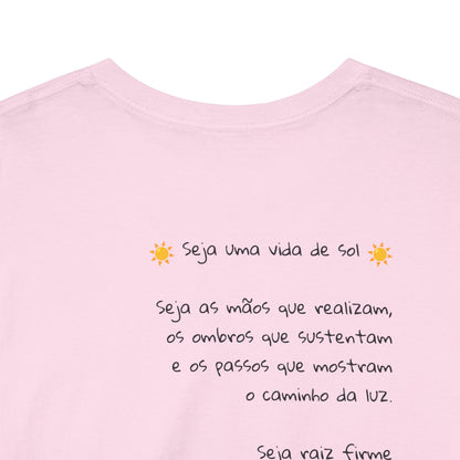 Camiseta Luz Serena – Poema de Esperança em Algodão