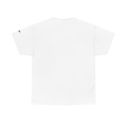 Camiseta — "A Dor Não é Inimiga, Nem o Prazer é Refúgio" Inspirational Portuguese Graphic Tee