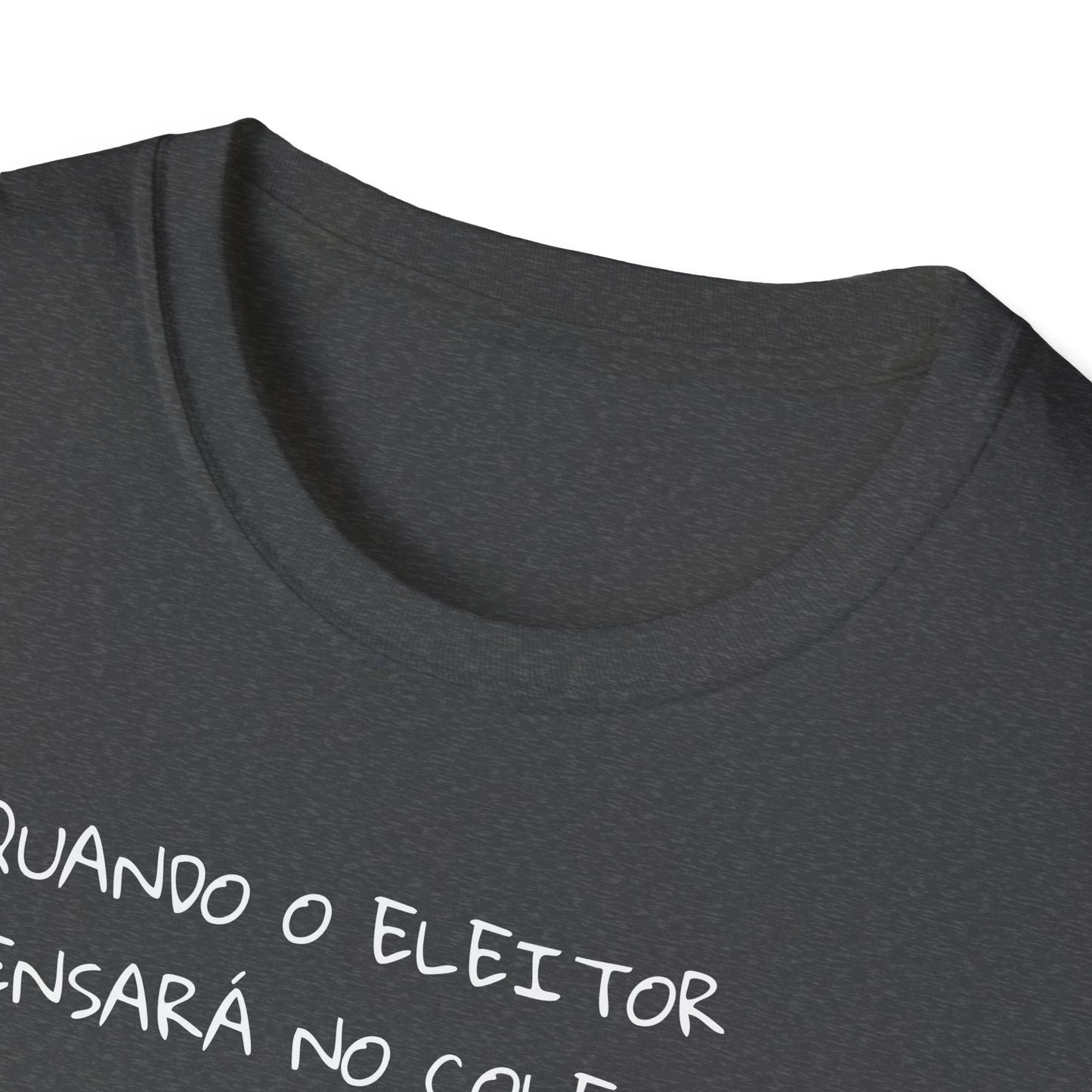 Camiseta Consciência Coletiva – Frase Reflexiva em Algodão Softstyle