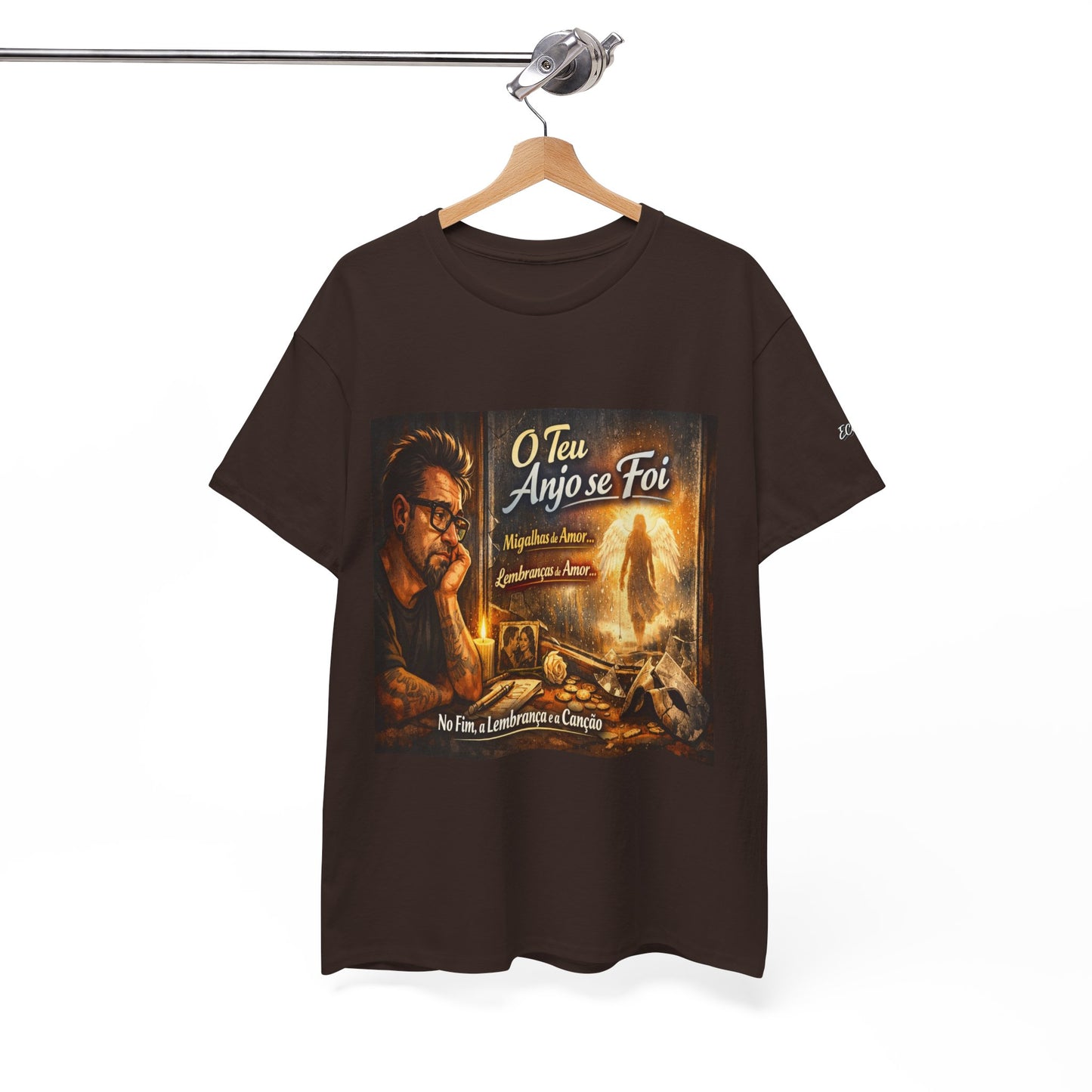 Camiseta Retrato Cinemático Streetwear – Arte Expressiva e Atmosfera Noturna