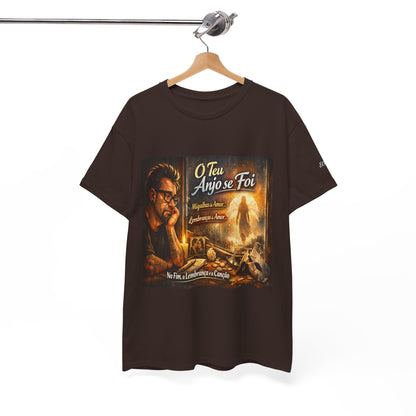 Camiseta Retrato Cinemático Streetwear – Arte Expressiva e Atmosfera Noturna
