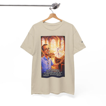 Camiseta Azimur com Frase de poder "Eu construo as paredes para que o Espírito possa dançar dentro delas."
 – Algodão Premium