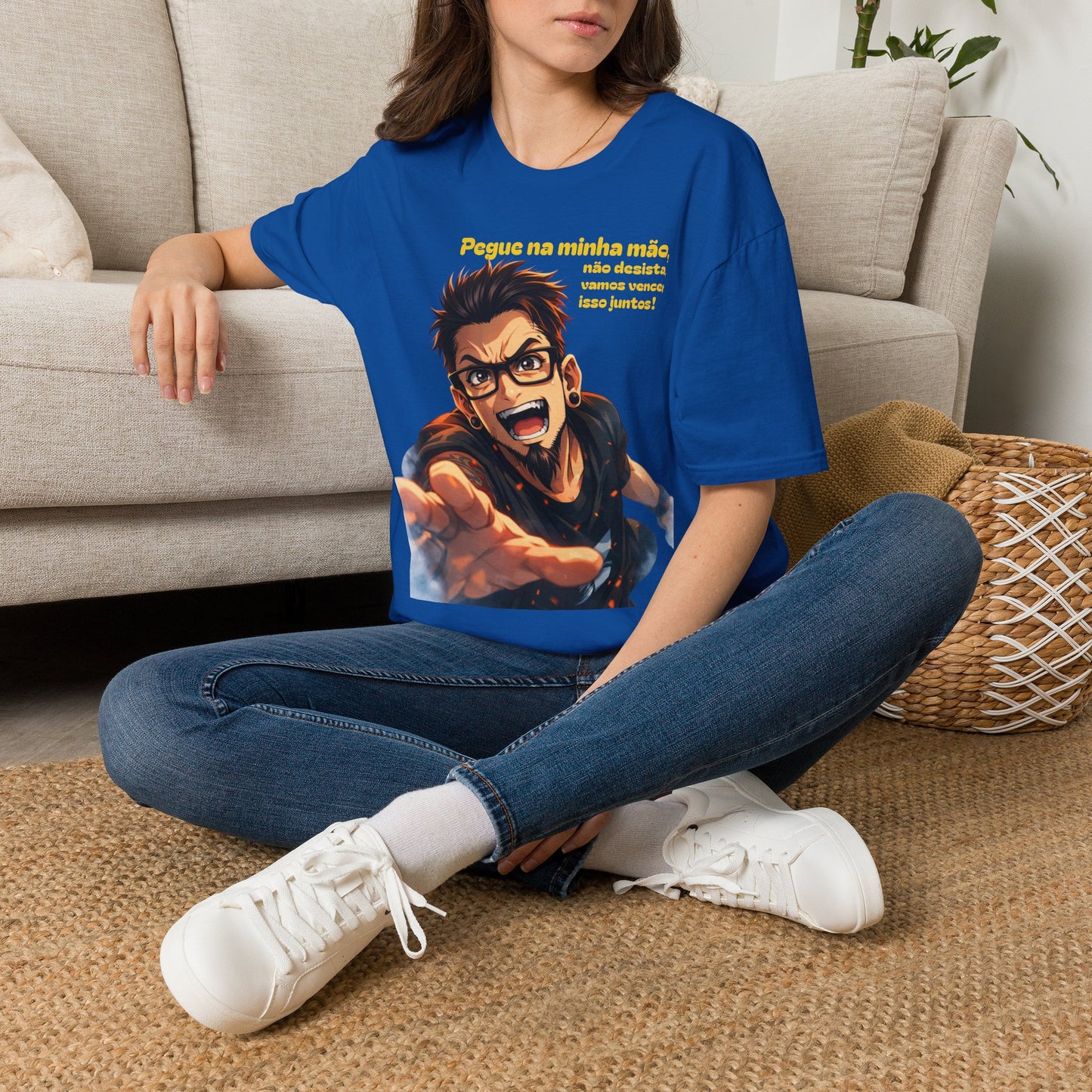 Camiseta — "Pegue na minha mão, não desista, vamos vencer isso juntos!" Camiseta motivacional com gráfico de anime português