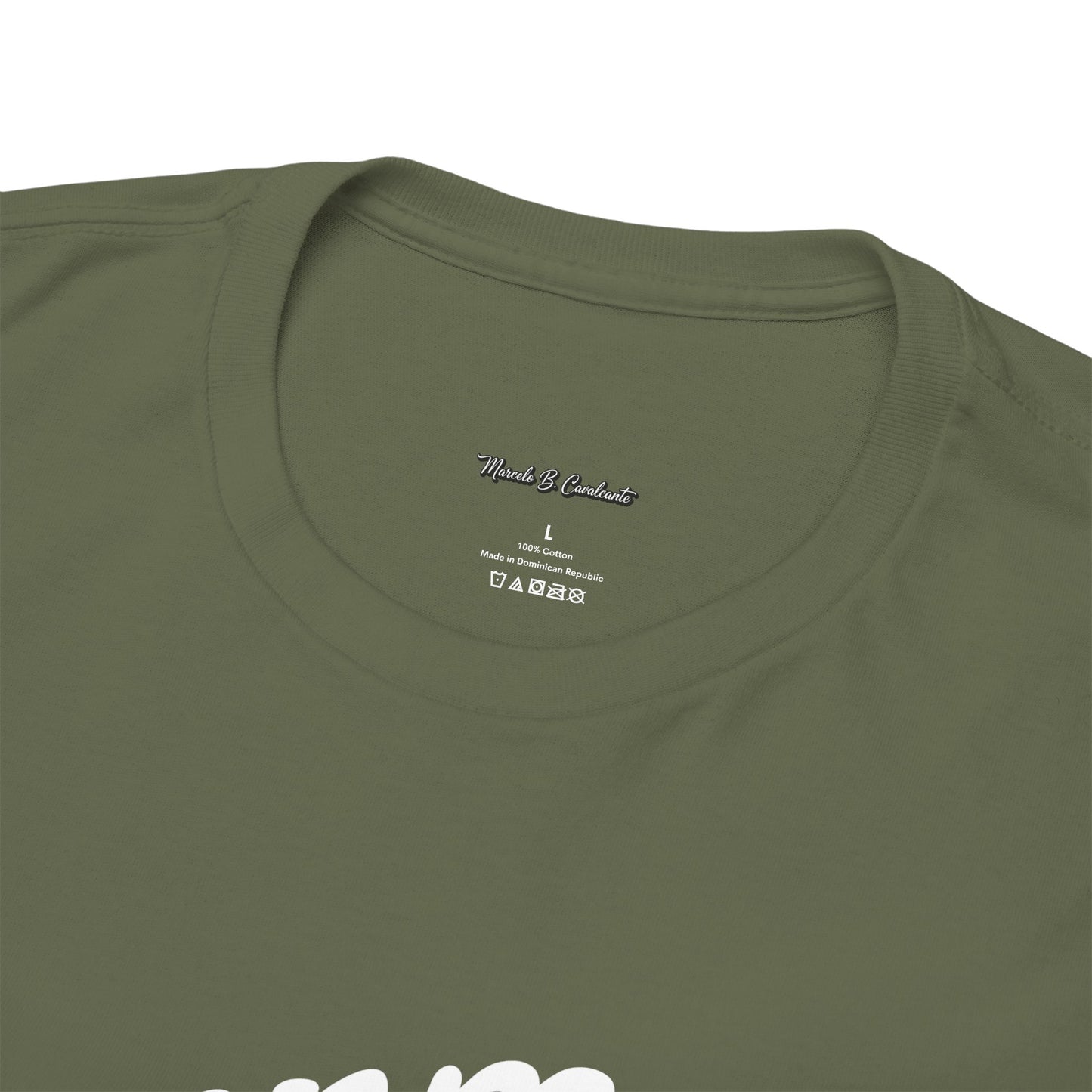 Camiseta — "O verme, depois do casulo, aprende a voar." Citação inspiradora em português