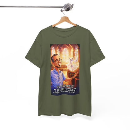 Camiseta Azimur com Frase de poder "Eu construo as paredes para que o Espírito possa dançar dentro delas."
 – Algodão Premium