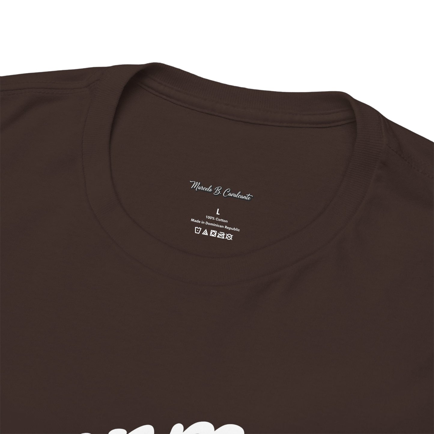 Camiseta — "O verme, depois do casulo, aprende a voar." Citação inspiradora em português