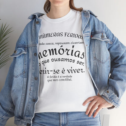 Camiseta “As Inúmeras Feridas” – Algodão Premium Unissex