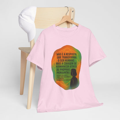 Inspirational Portuguese Quote T-Shirt — 'Coragem de Permanecer Atento'