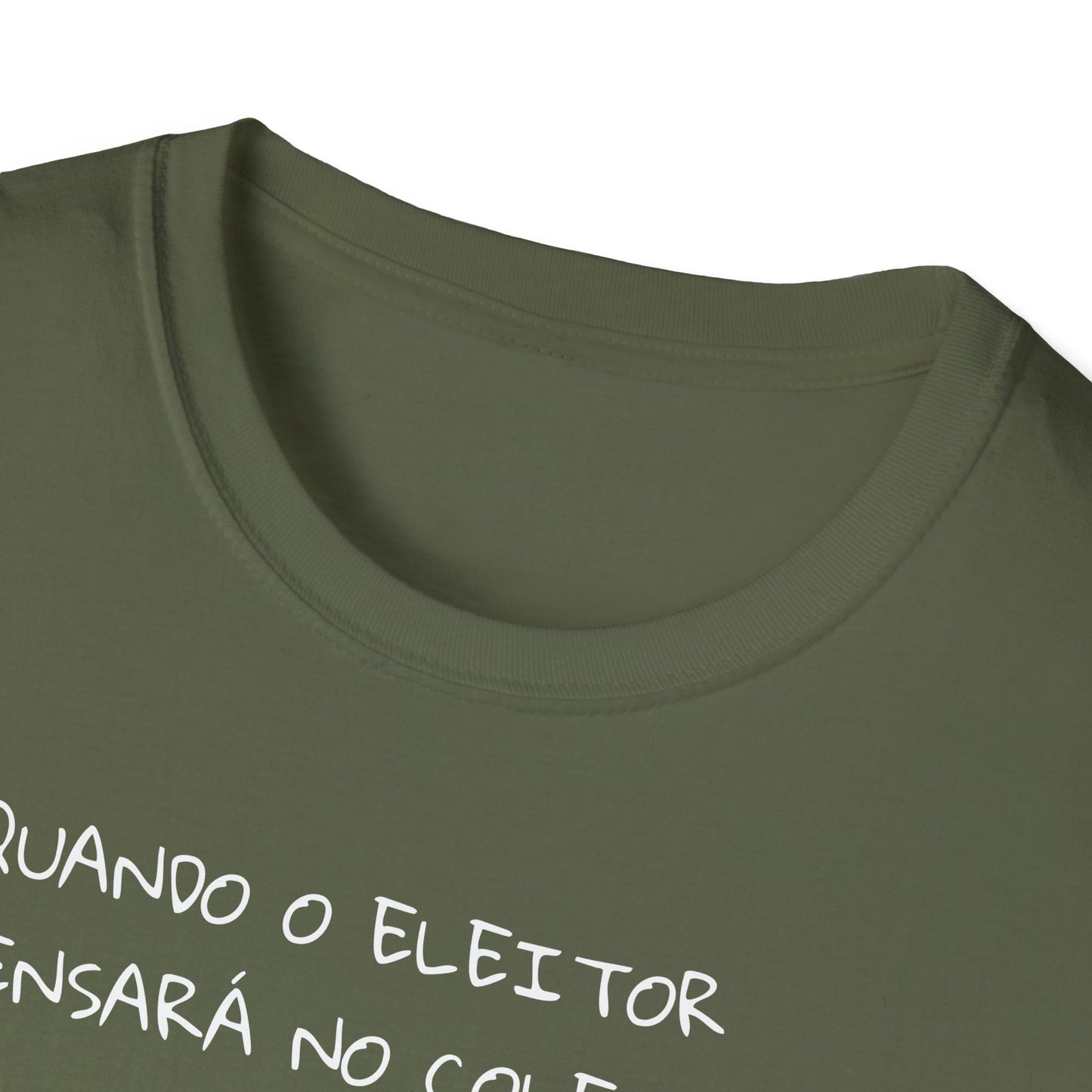 Camiseta Consciência Coletiva – Frase Reflexiva em Algodão Softstyle