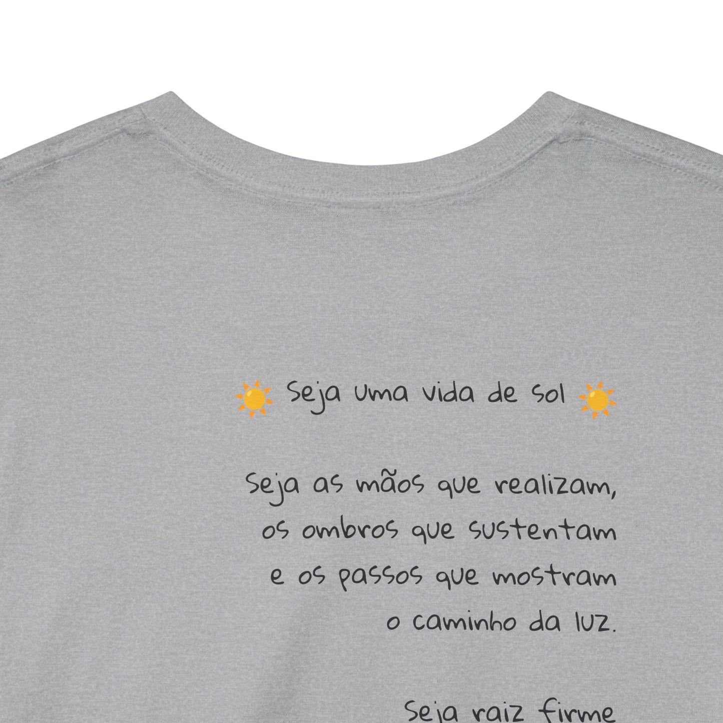 Camiseta Luz Serena – Poema de Esperança em Algodão